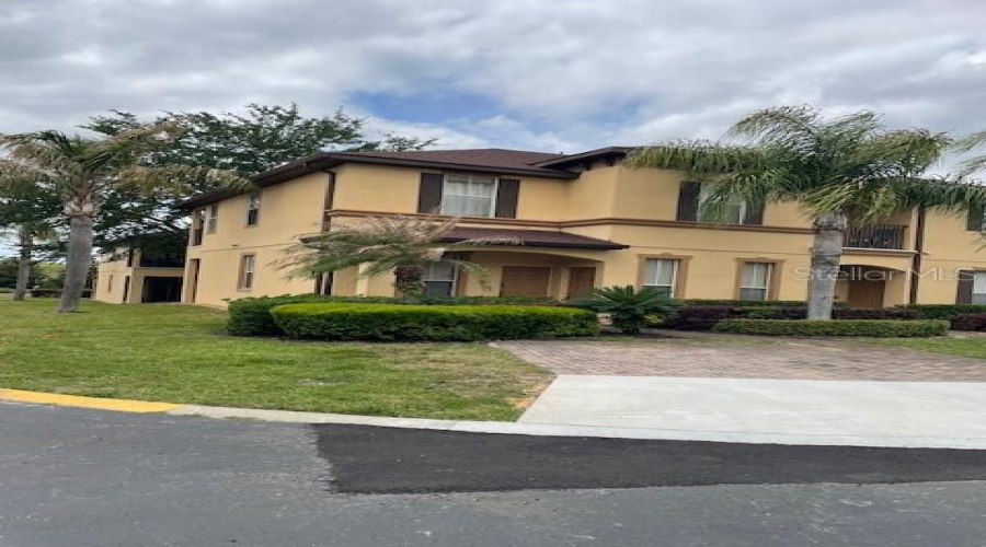 Davenport, Florida 33897, 4 Bedrooms Bedrooms, ,3 Bathroomsbathrooms,Residential,For Sale,Palermo,0,Mfro6401242