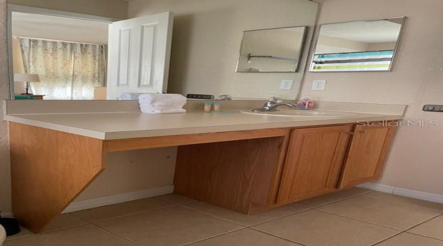 Davenport, Florida 33897, 4 Bedrooms Bedrooms, ,3 Bathroomsbathrooms,Residential,For Sale,Palermo,0,Mfro6401242