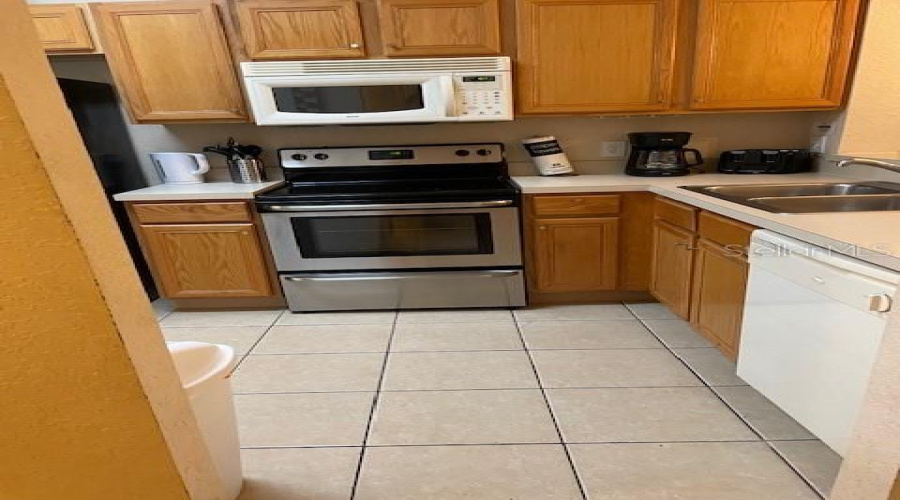 Davenport, Florida 33897, 4 Bedrooms Bedrooms, ,3 Bathroomsbathrooms,Residential,For Sale,Palermo,0,Mfro6401242