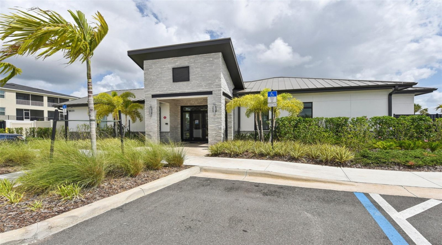 Davenport, Florida 33896, 7 Bedrooms Bedrooms, ,6 Bathroomsbathrooms,Residential,For Sale,Sommerset Hills,0,Mfro6436451