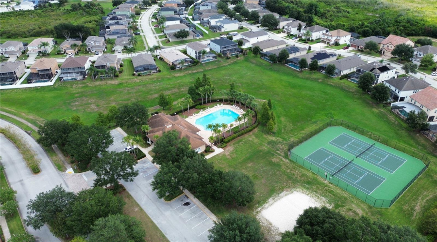 Davenport, Florida 33896, 8 Bedrooms Bedrooms, ,5 Bathroomsbathrooms,Residential,For Sale,Derwent,0,Mfro6436302