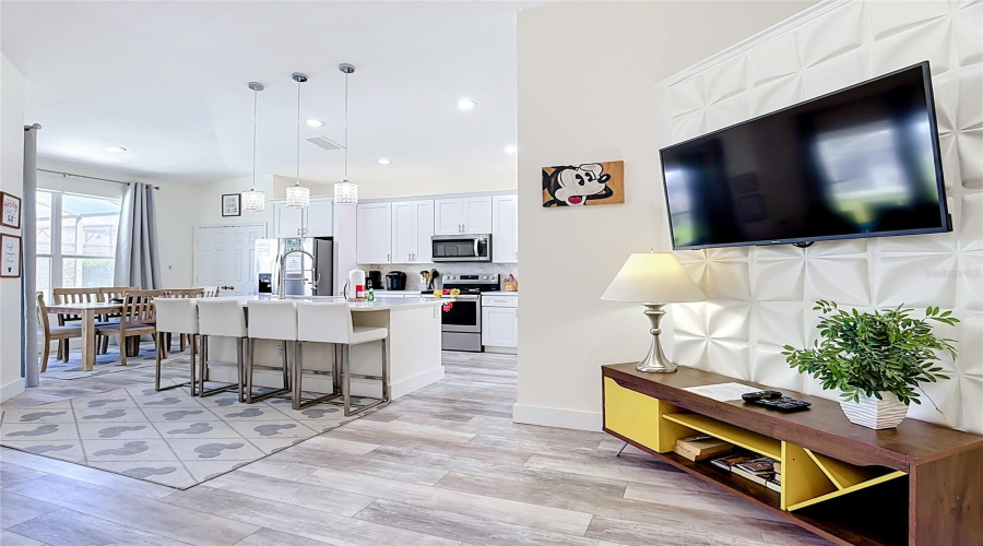 Kissimmee, Florida 34747, 4 Bedrooms Bedrooms, ,3 Bathroomsbathrooms,Residential,For Sale,Fan Palm,0,Mfro6436177