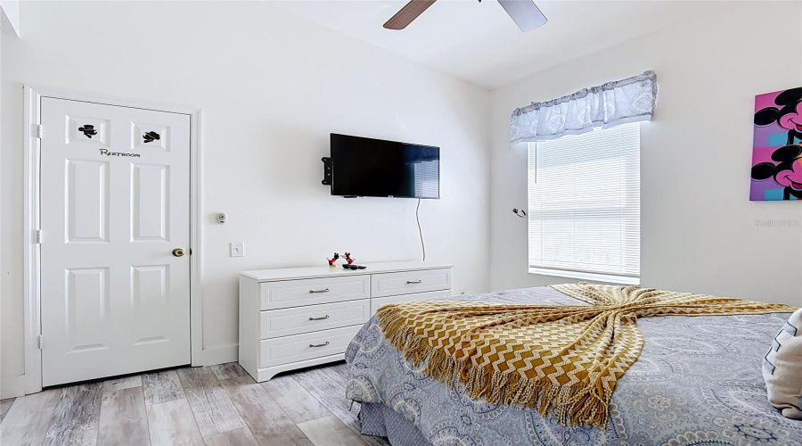 Kissimmee, Florida 34747, 4 Bedrooms Bedrooms, ,3 Bathroomsbathrooms,Residential,For Sale,Fan Palm,0,Mfro6436177