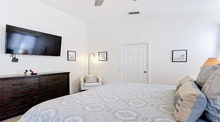 Kissimmee, Florida 34747, 4 Bedrooms Bedrooms, ,3 Bathroomsbathrooms,Residential,For Sale,Fan Palm,0,Mfro6436177