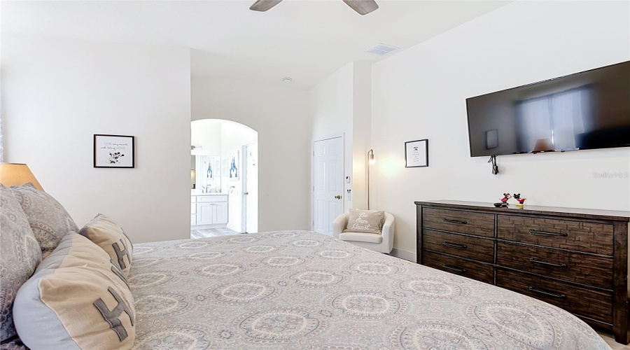 Kissimmee, Florida 34747, 4 Bedrooms Bedrooms, ,3 Bathroomsbathrooms,Residential,For Sale,Fan Palm,0,Mfro6436177