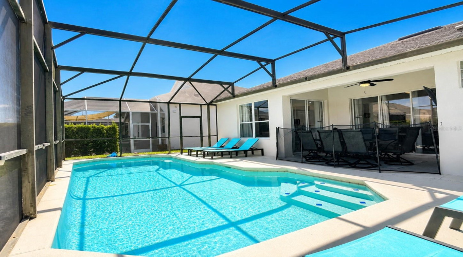 Kissimmee, Florida 34747, 4 Bedrooms Bedrooms, ,3 Bathroomsbathrooms,Residential,For Sale,Fan Palm,0,Mfro6436177