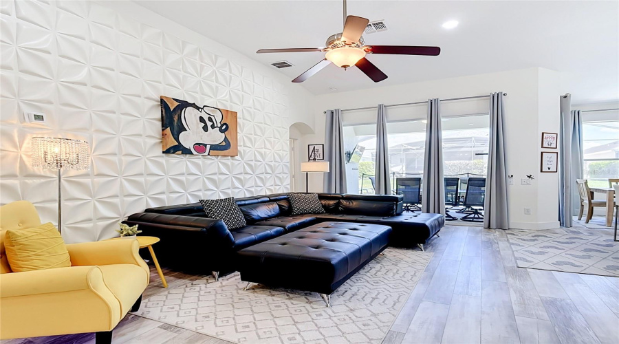 Kissimmee, Florida 34747, 4 Bedrooms Bedrooms, ,3 Bathroomsbathrooms,Residential,For Sale,Fan Palm,0,Mfro6436177