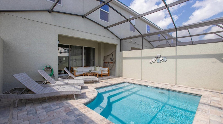 Kissimmee, Florida 34747, 5 Bedrooms Bedrooms, ,4 Bathroomsbathrooms,Residential,For Sale,Cooper Bell,0,Mfro6436144