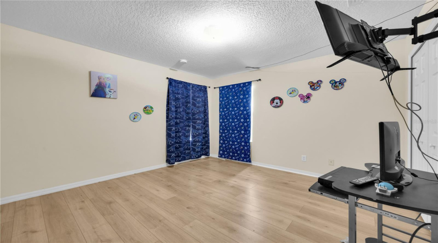 Davenport, Florida 33897, 5 Bedrooms Bedrooms, ,4 Bathroomsbathrooms,Residential,For Sale,Montara,0,Mfrv4950907