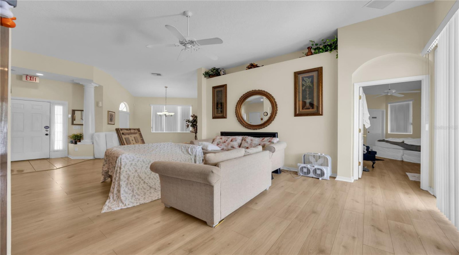 Davenport, Florida 33897, 5 Bedrooms Bedrooms, ,4 Bathroomsbathrooms,Residential,For Sale,Montara,0,Mfrv4950907