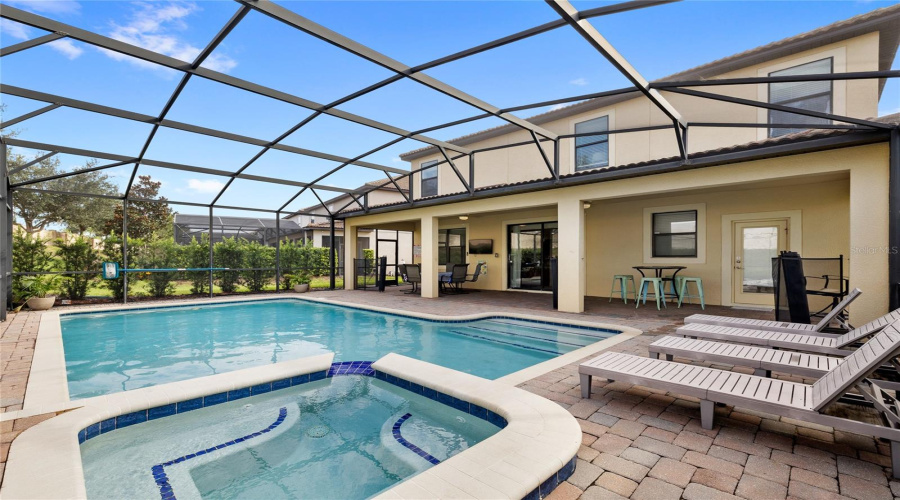 Davenport, Florida 33896, 8 Bedrooms Bedrooms, ,5 Bathroomsbathrooms,Residential,For Sale,Moon Valley,0,Mfro6434129