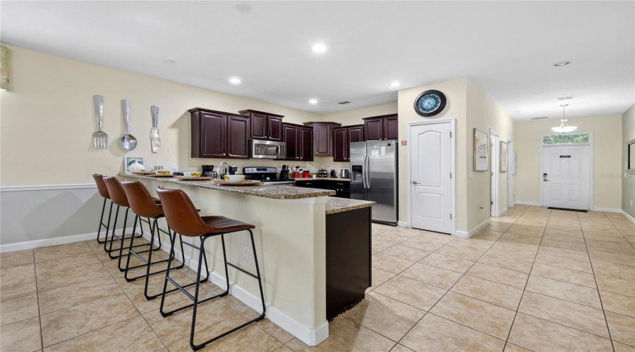 Davenport, Florida 33896, 8 Bedrooms Bedrooms, ,5 Bathroomsbathrooms,Residential,For Sale,Moon Valley,0,Mfro6434129