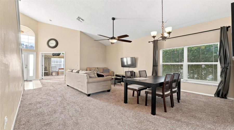 Kissimmee, Florida 34747, 5 Bedrooms Bedrooms, ,4 Bathroomsbathrooms,Residential,For Sale,Blooming Alamanda,0,Mfro6436518