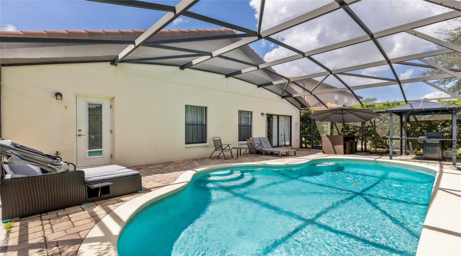 Kissimmee, Florida 34747, 4 Bedroom Bedrooms, ,2 Bathroombathrooms,Residential,For Sale,Roccella,0,Mfro6436469