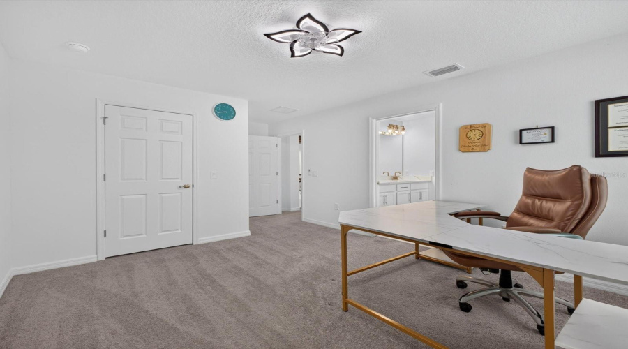 Kissimmee, Florida 34746, 5 Bedroom Bedrooms, ,3 Bathroombathrooms,Residential,For Sale,Rock Maple,0,Mfro6435109