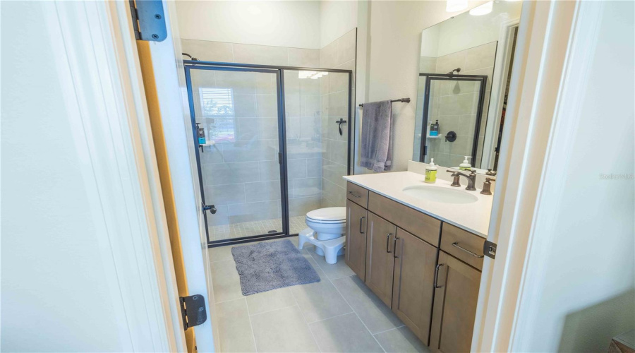Orlando, Florida 32836, 5 Bedroom Bedrooms, ,4 Bathroombathrooms,Residential,For Sale,Bissell,0,Mfro6435321