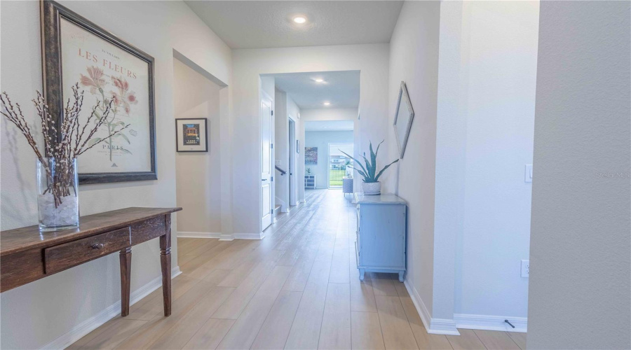 Orlando, Florida 32836, 5 Bedroom Bedrooms, ,4 Bathroombathrooms,Residential,For Sale,Bissell,0,Mfro6435321