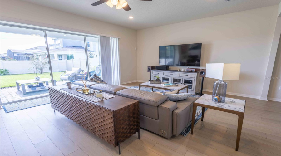 Orlando, Florida 32836, 5 Bedroom Bedrooms, ,4 Bathroombathrooms,Residential,For Sale,Bissell,0,Mfro6435321