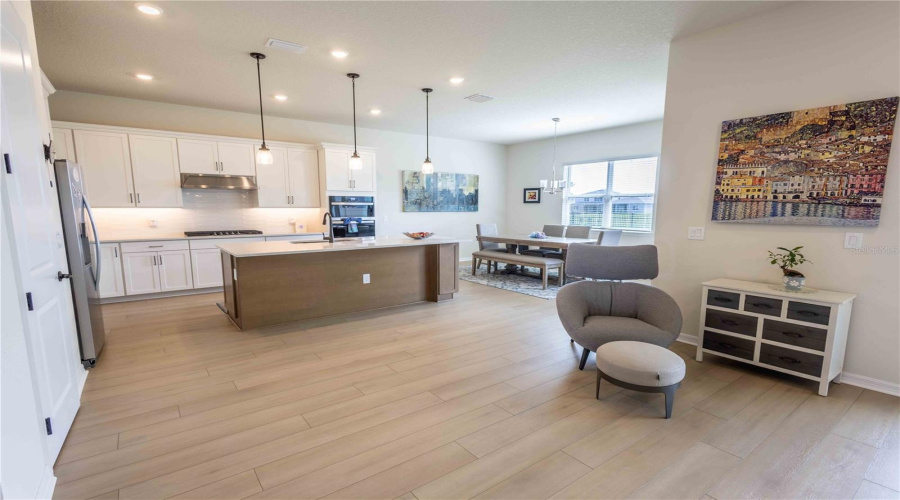 Orlando, Florida 32836, 5 Bedroom Bedrooms, ,4 Bathroombathrooms,Residential,For Sale,Bissell,0,Mfro6435321