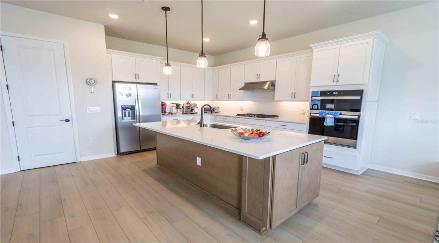 Orlando, Florida 32836, 5 Bedroom Bedrooms, ,4 Bathroombathrooms,Residential,For Sale,Bissell,0,Mfro6435321