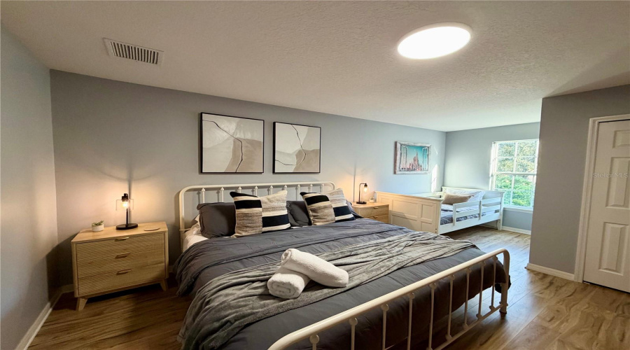 Kissimmee, Florida 34747, 6 Bedroom Bedrooms, ,4 Bathroombathrooms,Residential,For Sale,Acadia Estates,0,Mfrs5156330