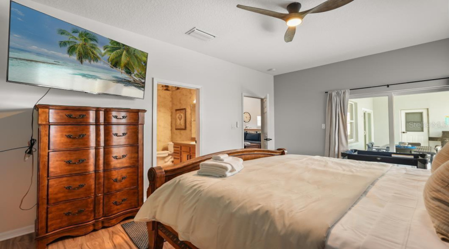 Kissimmee, Florida 34747, 6 Bedroom Bedrooms, ,4 Bathroombathrooms,Residential,For Sale,Acadia Estates,0,Mfrs5156330
