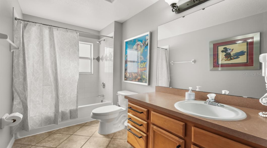 Kissimmee, Florida 34747, 6 Bedroom Bedrooms, ,4 Bathroombathrooms,Residential,For Sale,Acadia Estates,0,Mfrs5156330