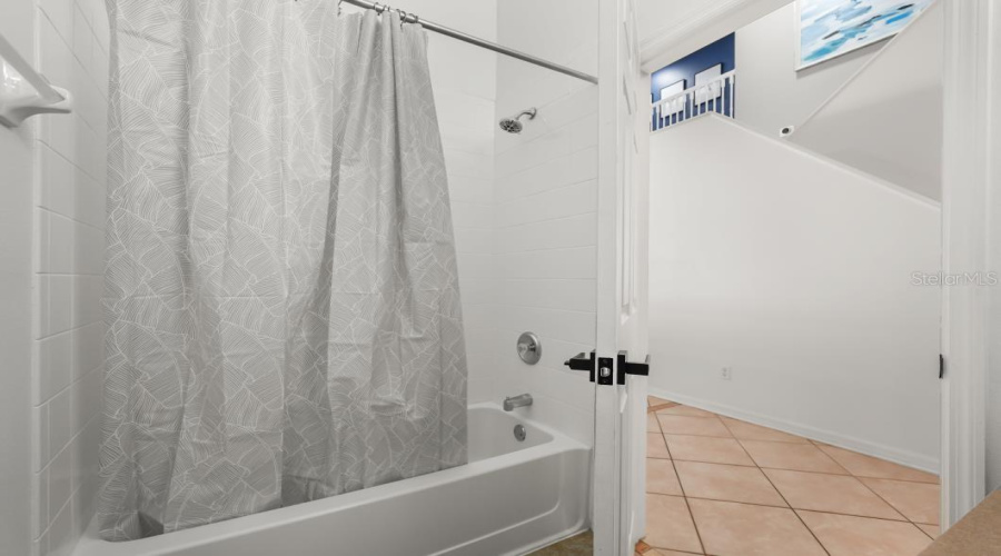 Kissimmee, Florida 34747, 6 Bedroom Bedrooms, ,4 Bathroombathrooms,Residential,For Sale,Acadia Estates,0,Mfrs5156330