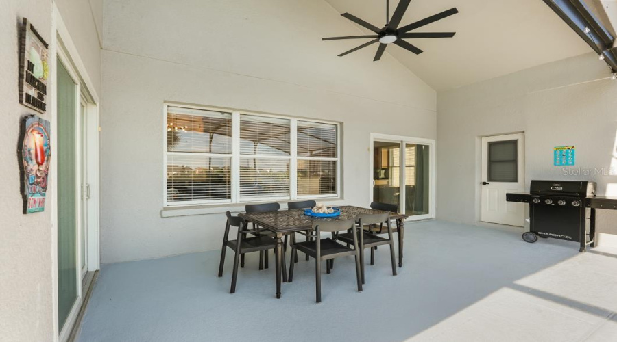 Kissimmee, Florida 34747, 6 Bedroom Bedrooms, ,4 Bathroombathrooms,Residential,For Sale,Acadia Estates,0,Mfrs5156330