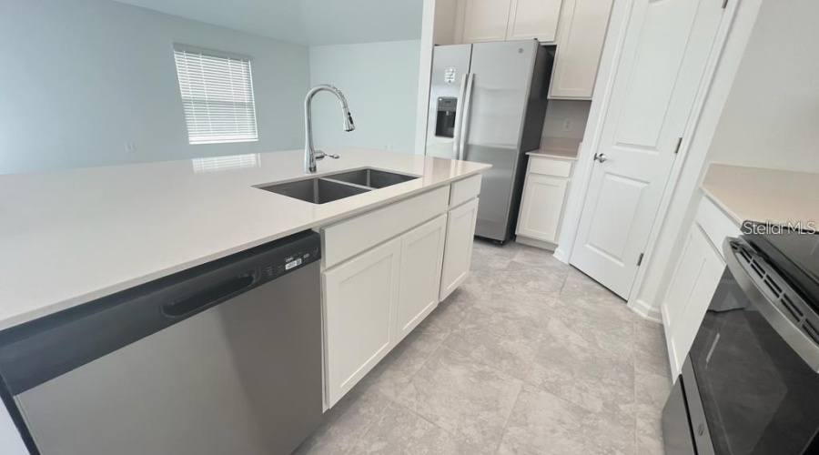 Davenport, Florida 33837, 3 Bedrooms Bedrooms, ,2 Bathroomsbathrooms,Residential,For Sale,Brave,0,Mfrs5156106