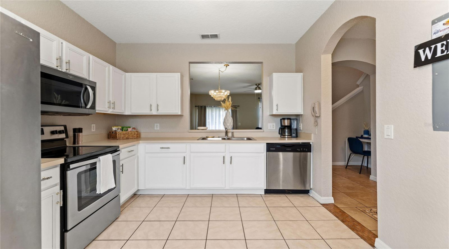 Davenport, Florida 33897, 3 Bedroom Bedrooms, ,2 Bathroombathrooms,Residential,For Sale,Calabria,0,Mfro6436477
