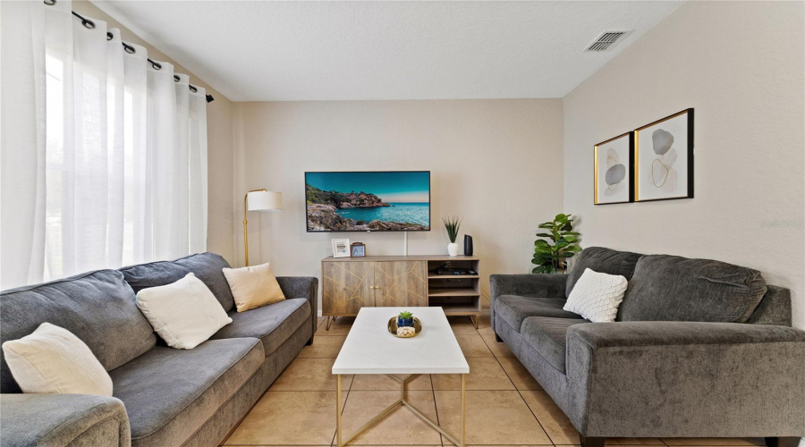 Davenport, Florida 33897, 3 Bedroom Bedrooms, ,2 Bathroombathrooms,Residential,For Sale,Calabria,0,Mfro6436477