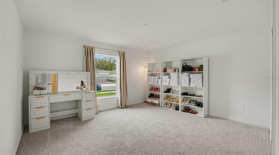 Davenport, Florida 33837, 4 Bedroom Bedrooms, ,3 Bathroombathrooms,Residential,For Sale,Barnet,0,Mfrtb8542668