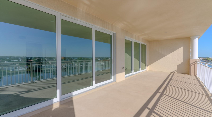 Clearwater Beach, Florida 33767, 3 Bedroom Bedrooms, ,2 Bathroombathrooms,Residential,For Sale,Island,0,Mfrtb8486420