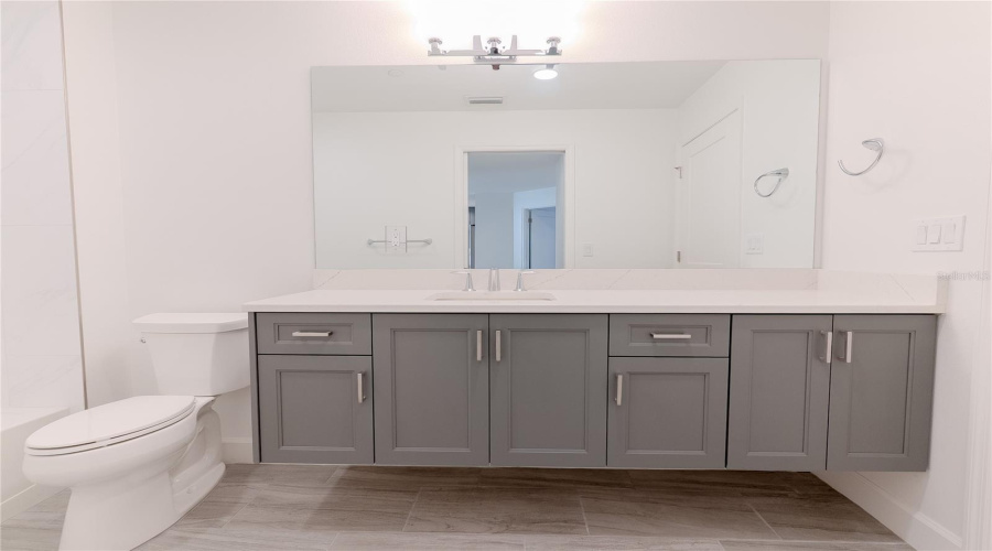 Clearwater Beach, Florida 33767, 3 Bedroom Bedrooms, ,2 Bathroombathrooms,Residential,For Sale,Island,0,Mfrtb8486420