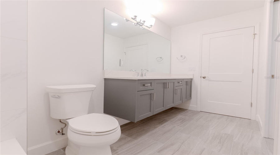 Clearwater Beach, Florida 33767, 3 Bedroom Bedrooms, ,2 Bathroombathrooms,Residential,For Sale,Island,0,Mfrtb8486420