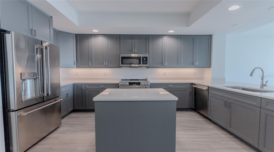 Clearwater Beach, Florida 33767, 3 Bedroom Bedrooms, ,2 Bathroombathrooms,Residential,For Sale,Island,0,Mfrtb8486420