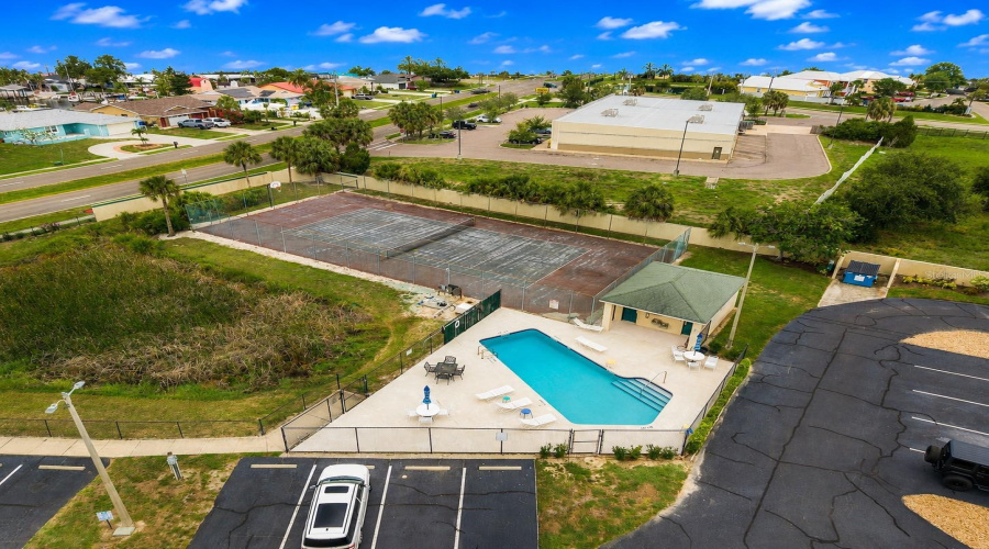 Apollo Beach, Florida 33572, 2 Bedroom Bedrooms, ,2 Bathroombathrooms,Residential,For Sale,Yardarm,0,Mfrtb8516195
