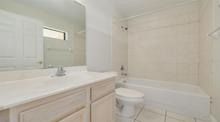 Apollo Beach, Florida 33572, 2 Bedroom Bedrooms, ,2 Bathroombathrooms,Residential,For Sale,Yardarm,0,Mfrtb8516195