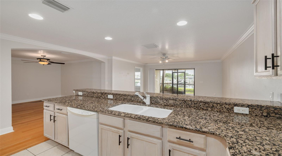 Apollo Beach, Florida 33572, 2 Bedroom Bedrooms, ,2 Bathroombathrooms,Residential,For Sale,Yardarm,0,Mfrtb8516195