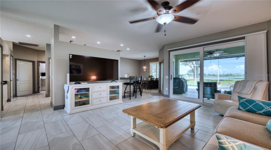 Palmetto, Florida 34221, 3 Bedroom Bedrooms, ,2 Bathroombathrooms,Residential,For Sale,69Th,0,Mfra4703158