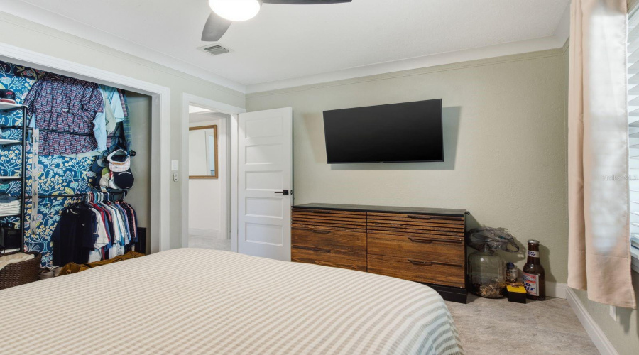 Clearwater, Florida 33756, 2 Bedroom Bedrooms, ,1 Bathroombathrooms,Residential,For Sale,Evergreen,0,Mfrtb8537626