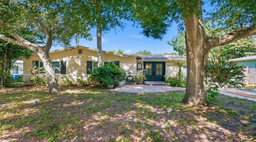 Clearwater, Florida 33756, 2 Bedroom Bedrooms, ,1 Bathroombathrooms,Residential,For Sale,Evergreen,0,Mfrtb8537626