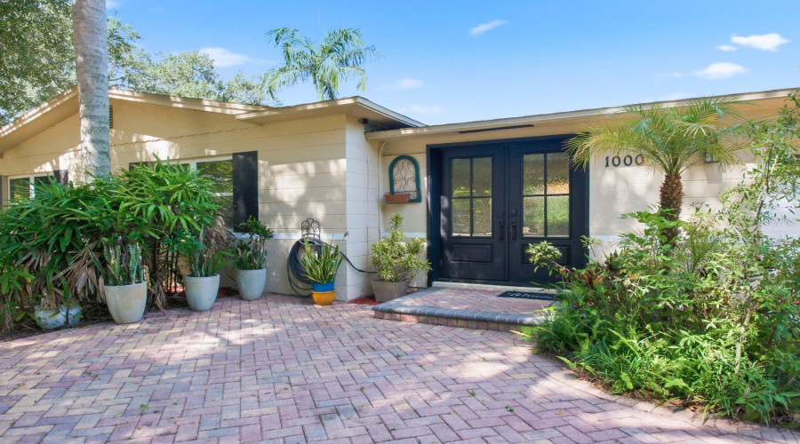 Clearwater, Florida 33756, 2 Bedroom Bedrooms, ,1 Bathroombathrooms,Residential,For Sale,Evergreen,0,Mfrtb8537626