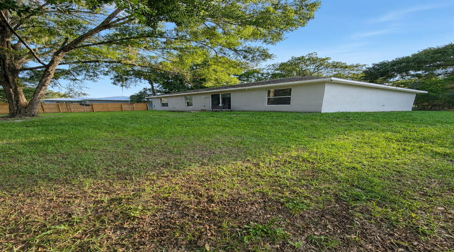 Belleview, Florida 34420, 3 Bedroom Bedrooms, ,2 Bathroombathrooms,Residential,For Sale,101St,0,Mfrg5116682