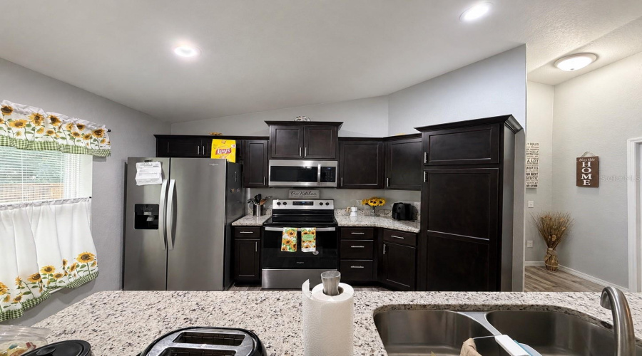 Belleview, Florida 34420, 3 Bedroom Bedrooms, ,2 Bathroombathrooms,Residential,For Sale,101St,0,Mfrg5116682