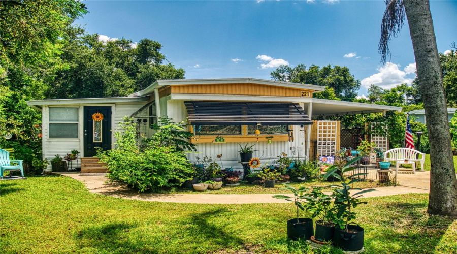 Deland, Florida 32724, 2 Bedroom Bedrooms, ,1 Bathroombathrooms,Residential,For Sale,Evergreen,0,Mfrv4950877