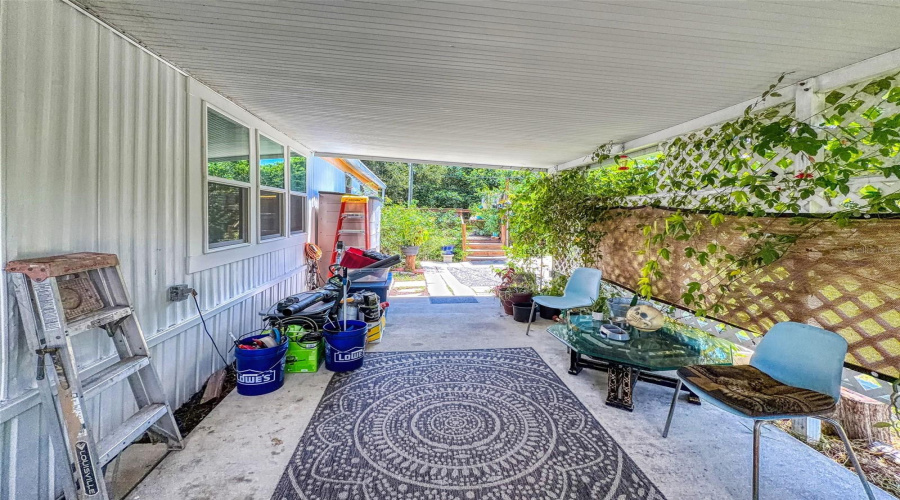 Deland, Florida 32724, 2 Bedroom Bedrooms, ,1 Bathroombathrooms,Residential,For Sale,Evergreen,0,Mfrv4950877