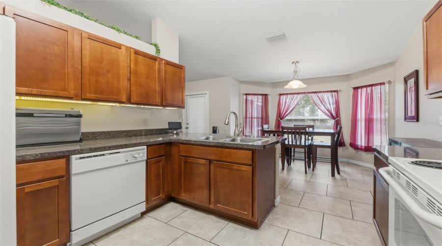 Spring Hill, Florida 34608, 4 Bedroom Bedrooms, ,2 Bathroombathrooms,Residential,For Sale,Barger,0,Mfrw7883196