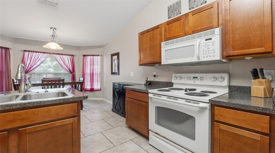 Spring Hill, Florida 34608, 4 Bedroom Bedrooms, ,2 Bathroombathrooms,Residential,For Sale,Barger,0,Mfrw7883196
